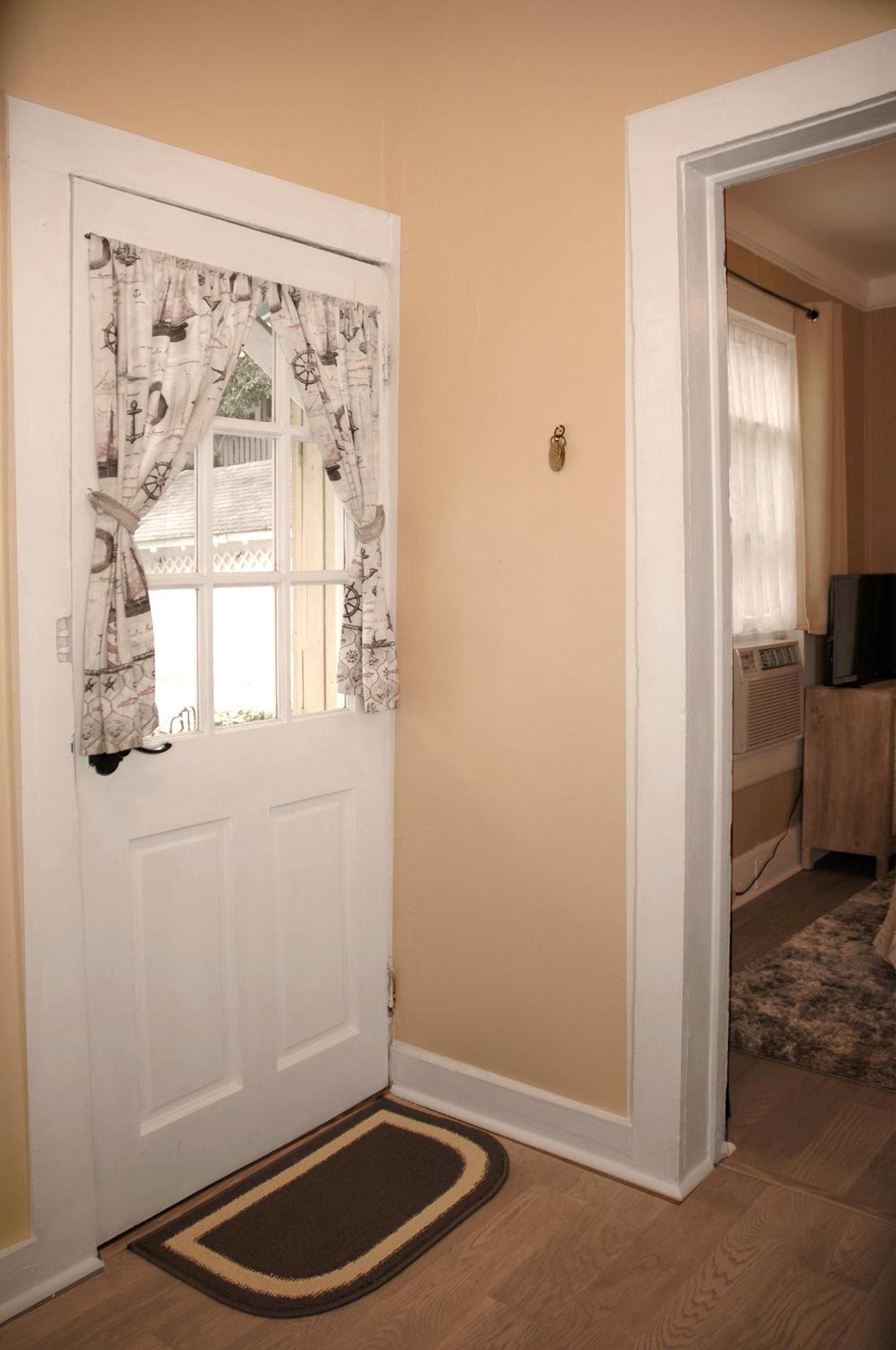Quaint Historic Downtown Apartment 세인트어거스틴 외부 사진