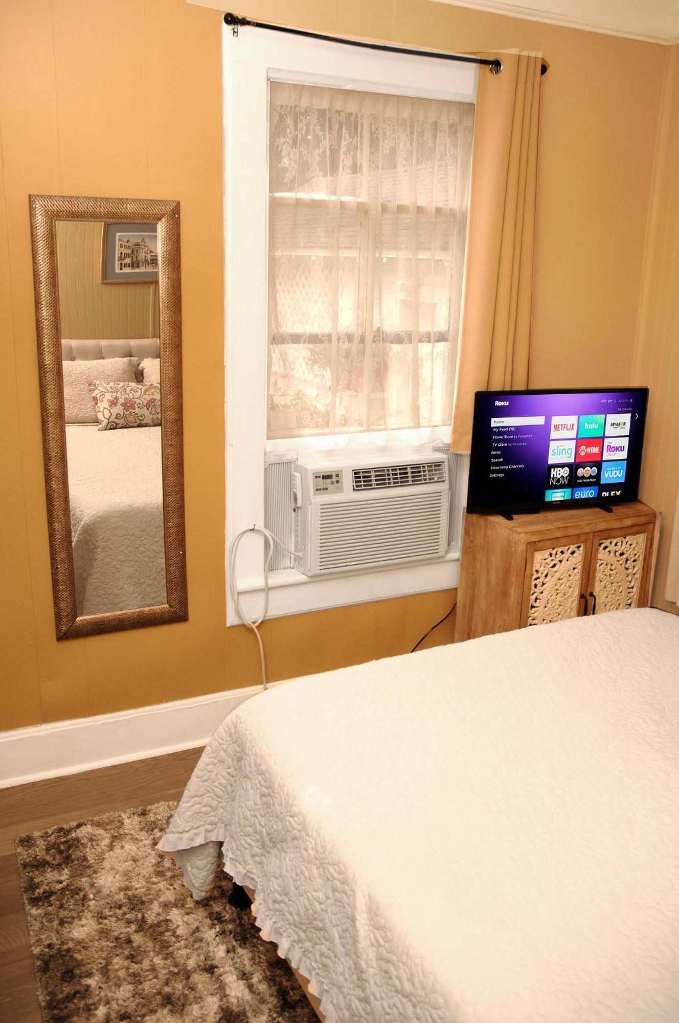 Quaint Historic Downtown Apartment 세인트어거스틴 외부 사진